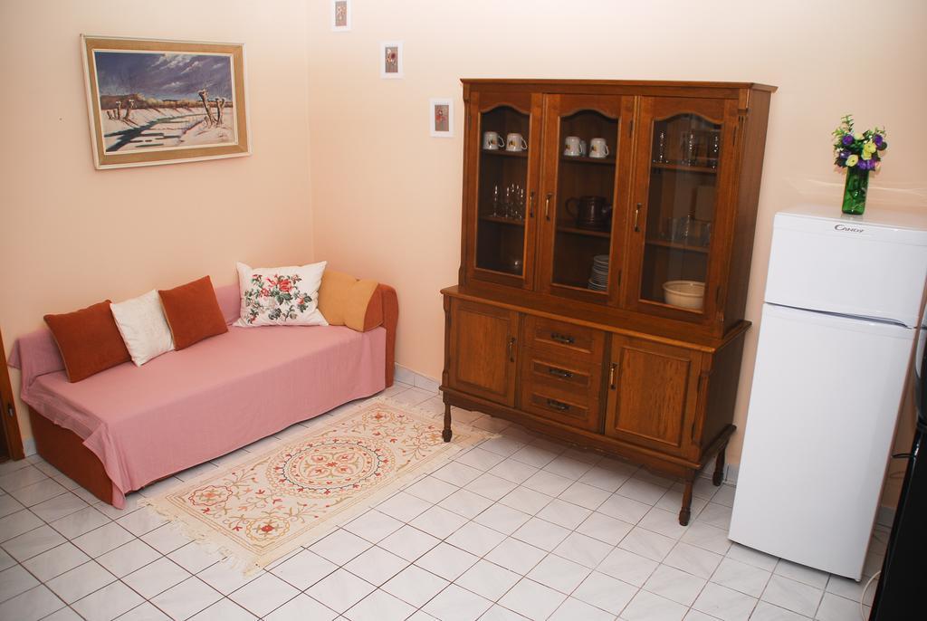 Apartments Bardak Ližnjan Pokój zdjęcie
