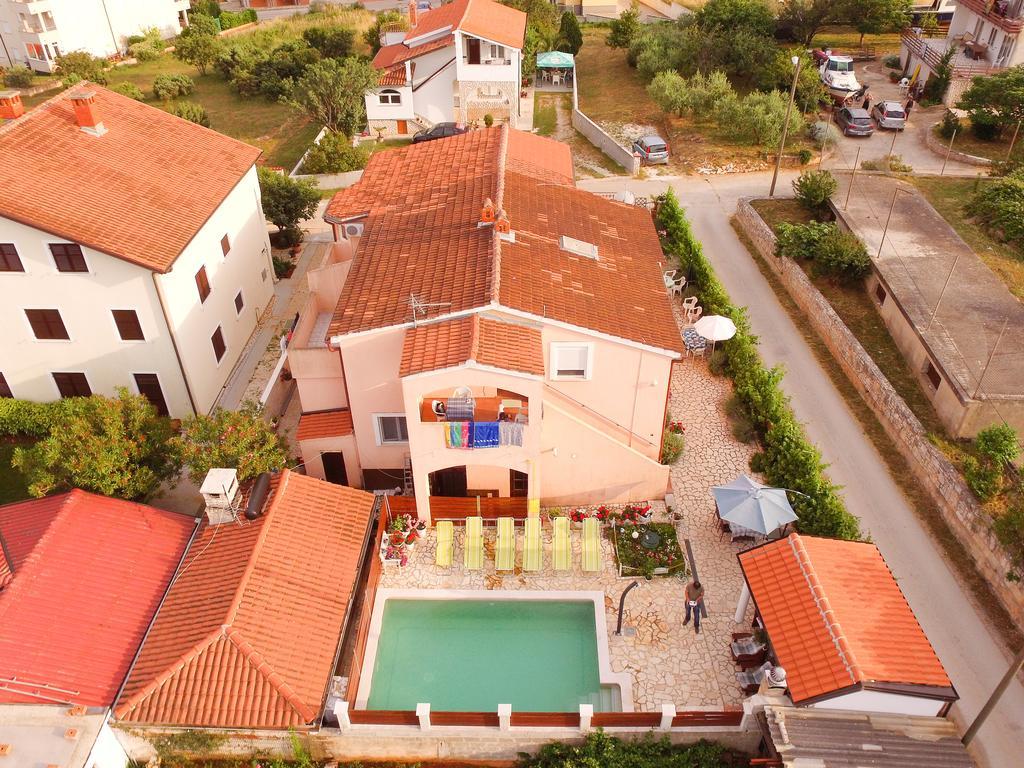 Apartments Bardak Ližnjan Zewnętrze zdjęcie